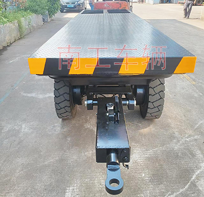 1672369265917946.jpg 8噸雙牽引同軌跡聯(lián)動平板拖車I.jpg