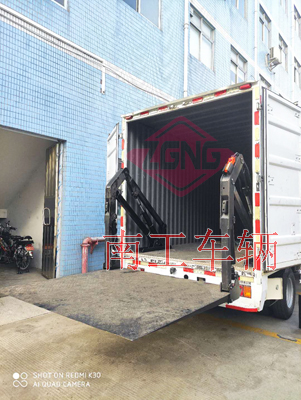 1675732535242230.jpg 隱藏式液壓升降汽車(chē)尾板1I.jpg