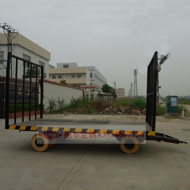 1676342607119727.jpg 11噸平板車護欄型4.jpg