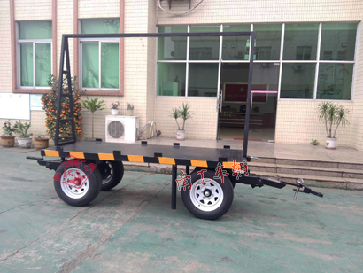 1676353494321339.jpg 2噸小型雙牽引平板拖車(chē)2I.jpg