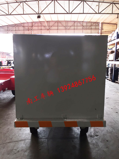 1676683939539578.jpg 帶工具柜1噸平板拖車4I.jpg