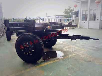 1676858515342127.jpg 8噸交通道路設(shè)備專用拖車2I.jpg