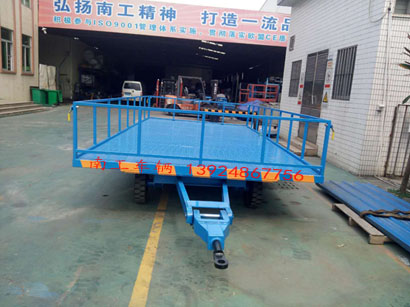 1677037242156456.jpg 5噸護(hù)欄型無動(dòng)牽引全掛車 藍(lán)色4I.jpg