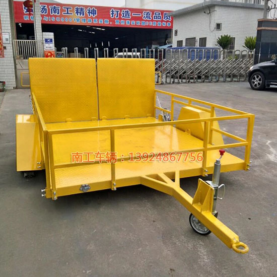 小型挖機拖掛車3.jpg