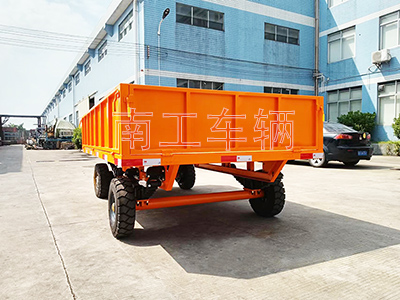 1682328473725898.jpg 3噸鐵板護(hù)欄平板工具拖車3I.jpg