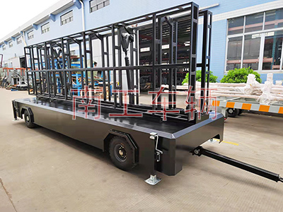 1683879161376817.jpg 2.5T折疊式顯示屏LED廣告拖車I.jpg