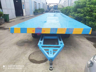 1683881320437939.jpg 30噸重型無(wú)動(dòng)力牽引平板拖車(chē)2I.jpg