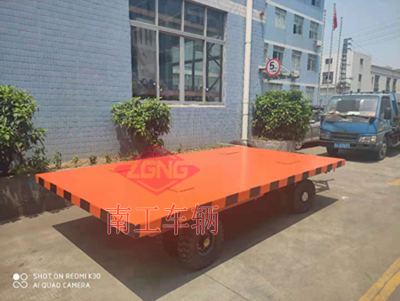 1684312173310493.jpg 8噸全掛式平板拖車(chē)4I.jpg