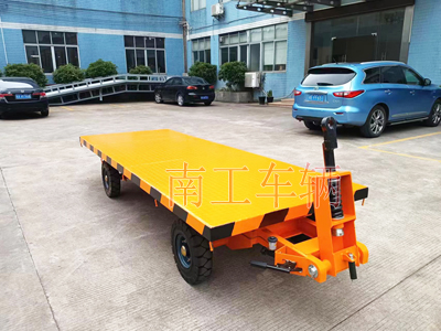 1693470335868094.jpg 3噸牽引平板拖車(chē)3I.jpg