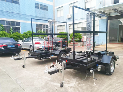 1697858101349300.jpg 0.5噸簡(jiǎn)易簡(jiǎn)LED廣告拖車帶升降不帶旋轉(zhuǎn)2i.jpg