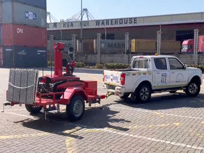 1709262475562229.jpg 0.9噸消防機(jī)器人用ATV拖車(chē) 四爬梯5I.jpg