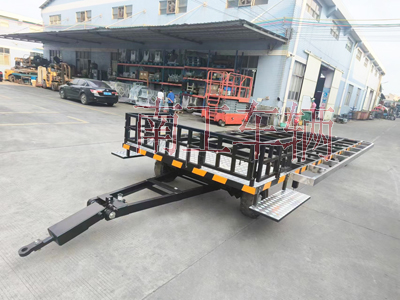 5.5噸牽引平板拖車(chē)帶小箱子4I.jpg