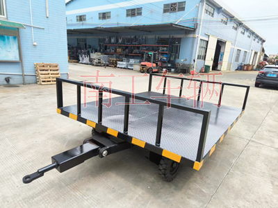 1715570728595829.jpg 3噸前后固定護欄平板拖車I.jpg