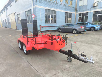 1724038092179780.jpg 1.5噸滅火機(jī)器人用ATV拖車I.jpg