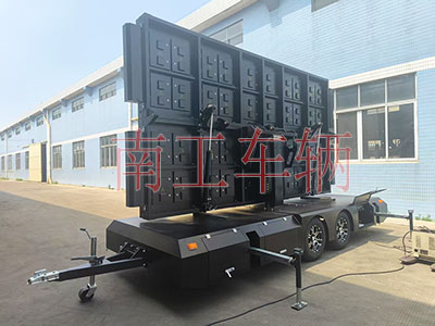 15平方大型戶外LED廣告拖車 四音響3I.jpg