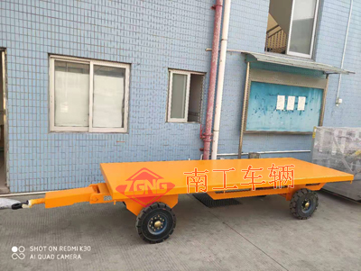 4噸轉(zhuǎn)運(yùn)全掛平板拖車3I.jpg