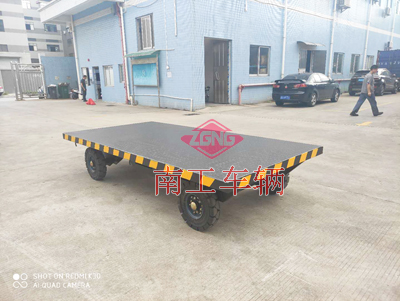 1768556174780792.jpg 2噸移動牽引平板拖車5I.jpg