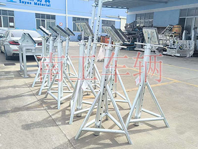 船體升降高度可調(diào)支撐架2I.jpg
