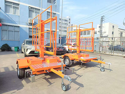 0.2噸帶太陽能LED交通誘導(dǎo)屏工具拖車4I.jpg